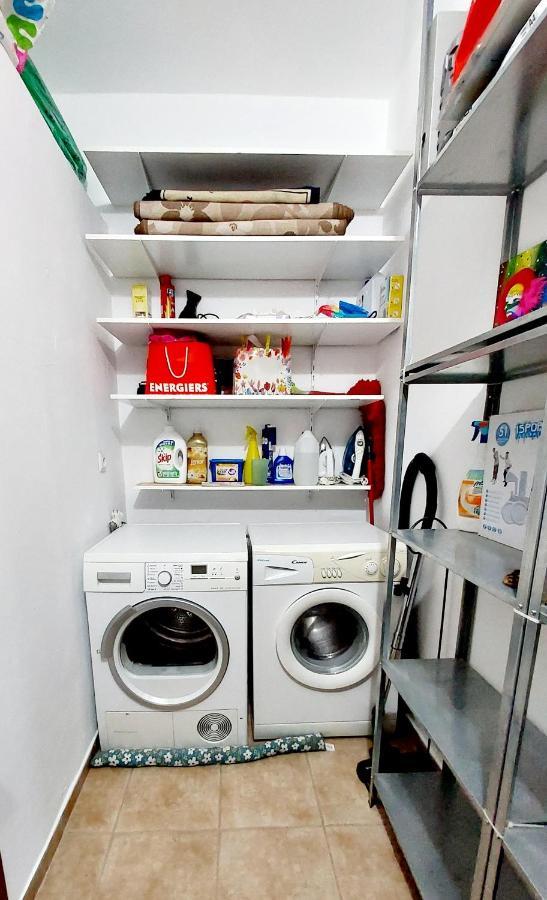סלוניקי "Home Sweet Home" 3 Bedrooms Big House 110M Free Indoor Parking! מראה חיצוני תמונה