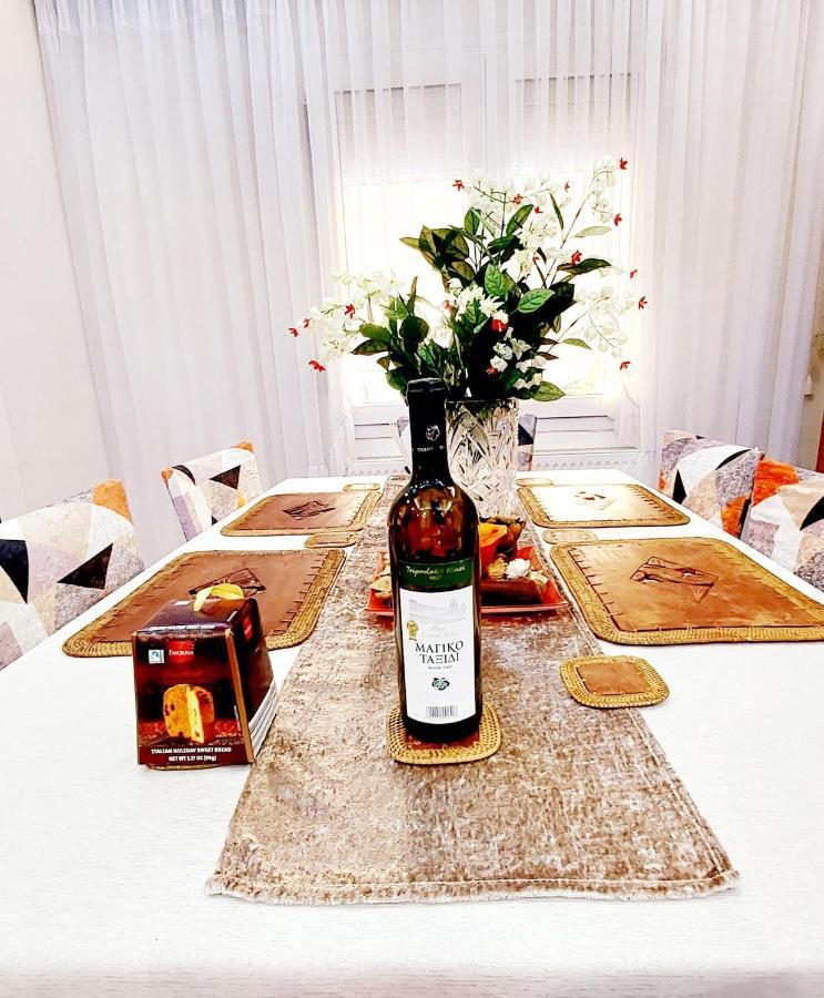 סלוניקי "Home Sweet Home" 3 Bedrooms Big House 110M Free Indoor Parking! מראה חיצוני תמונה